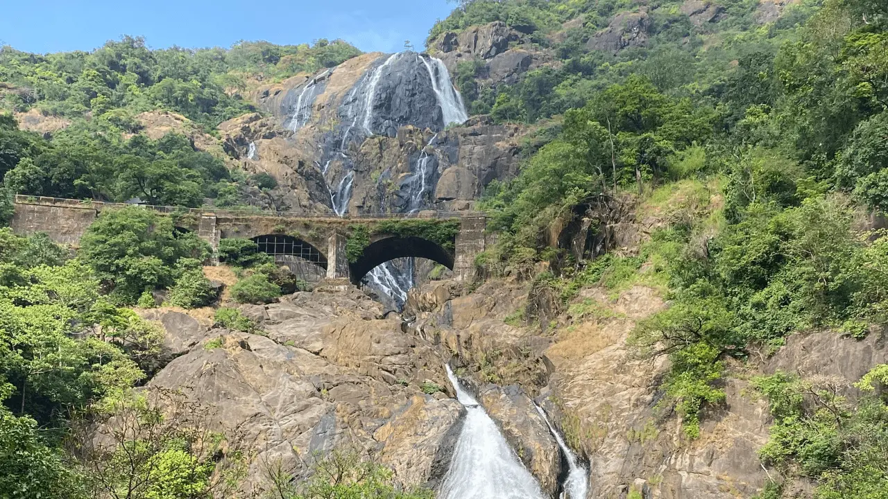 dudhsagar waterfalls