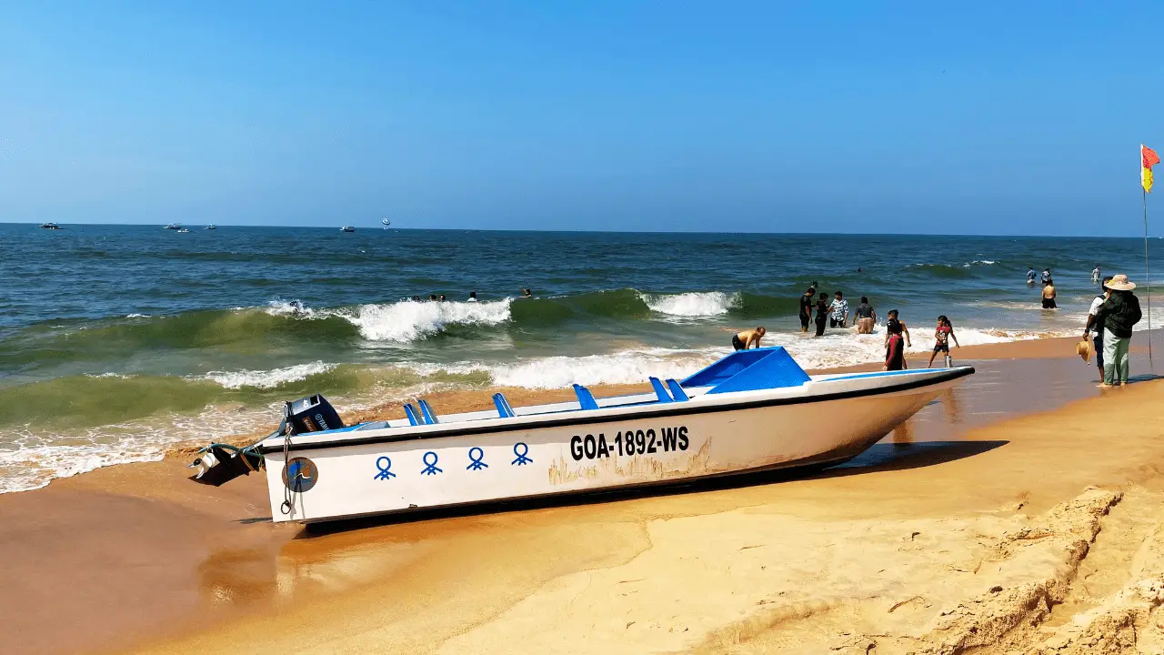 speed boat ride_candolim beach