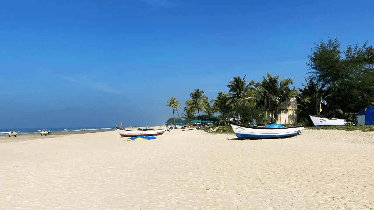 varca beach white sand